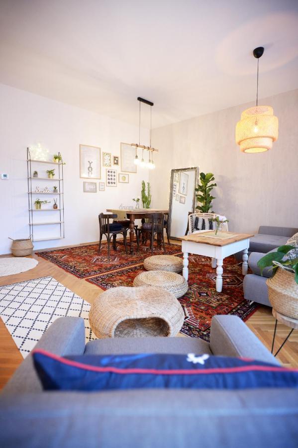 Villa Inda Rooms إغير المظهر الخارجي الصورة