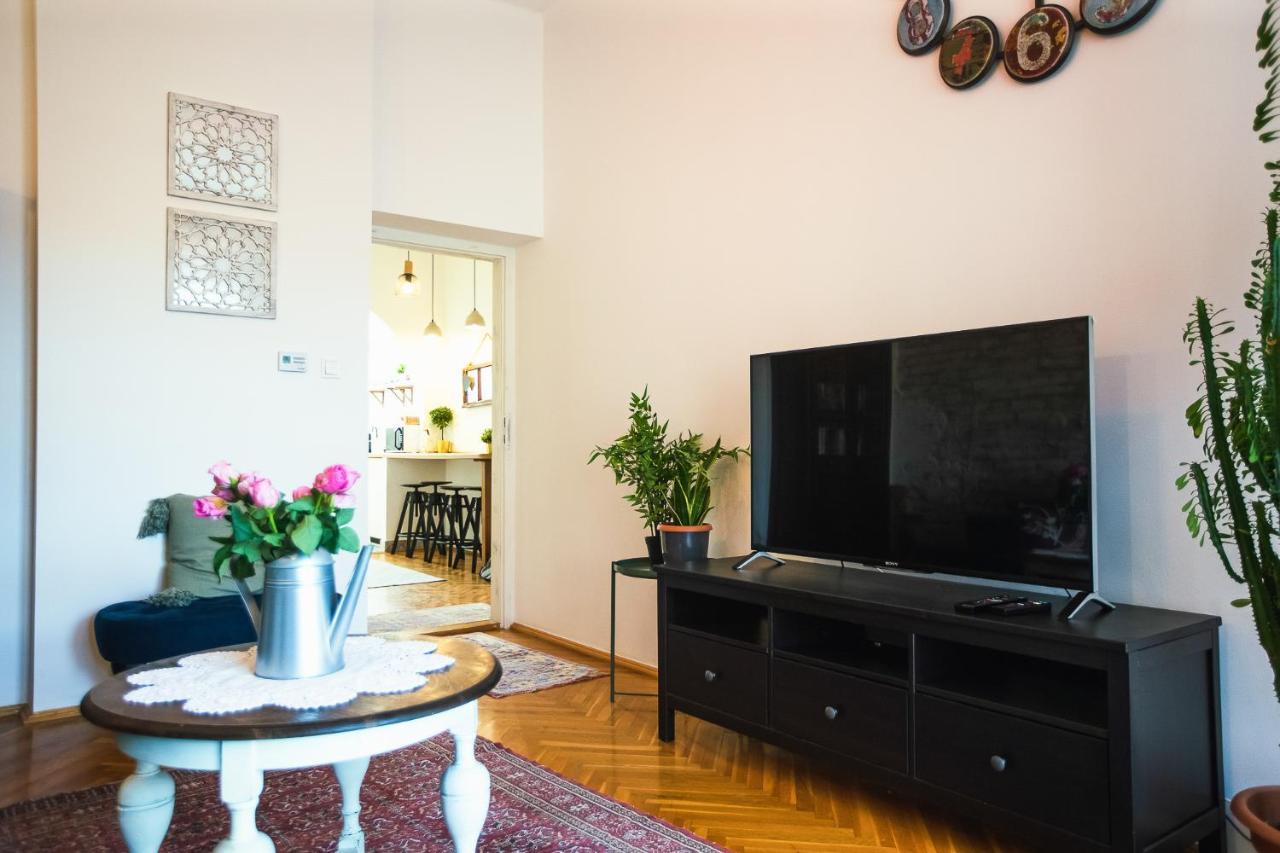 Villa Inda Rooms إغير المظهر الخارجي الصورة